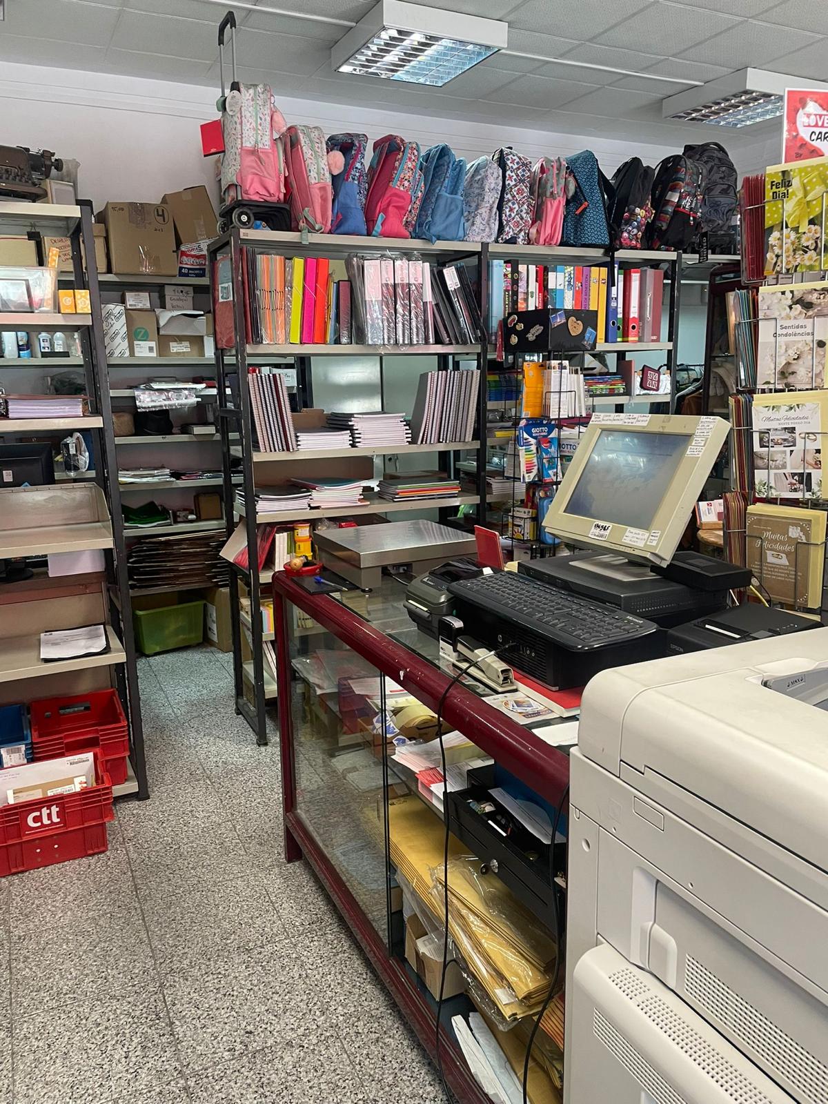 Papelaria, Livraria, Tabacaria, Bazar e Encomendas