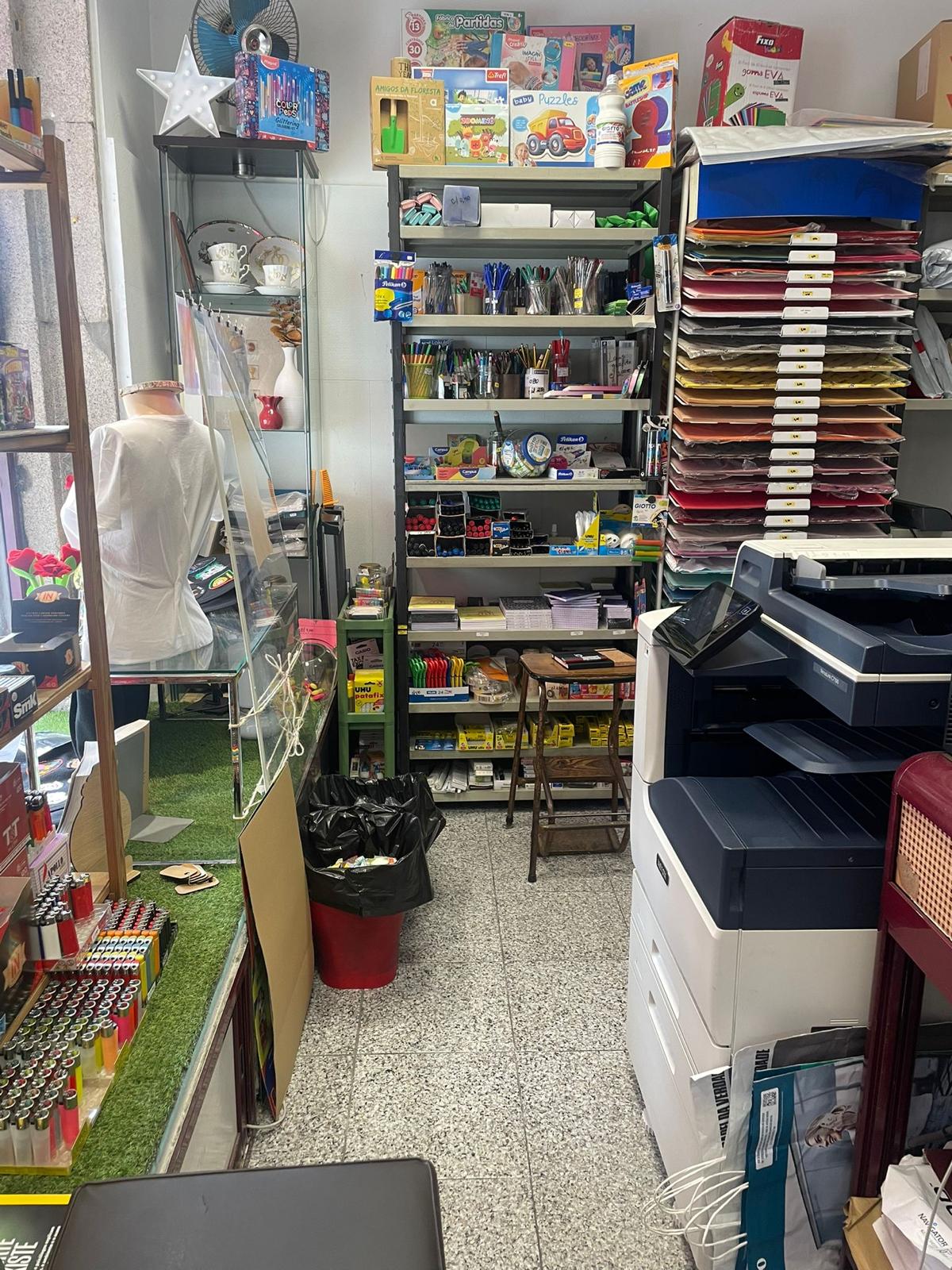 Papelaria, Livraria, Tabacaria, Bazar e Encomendas