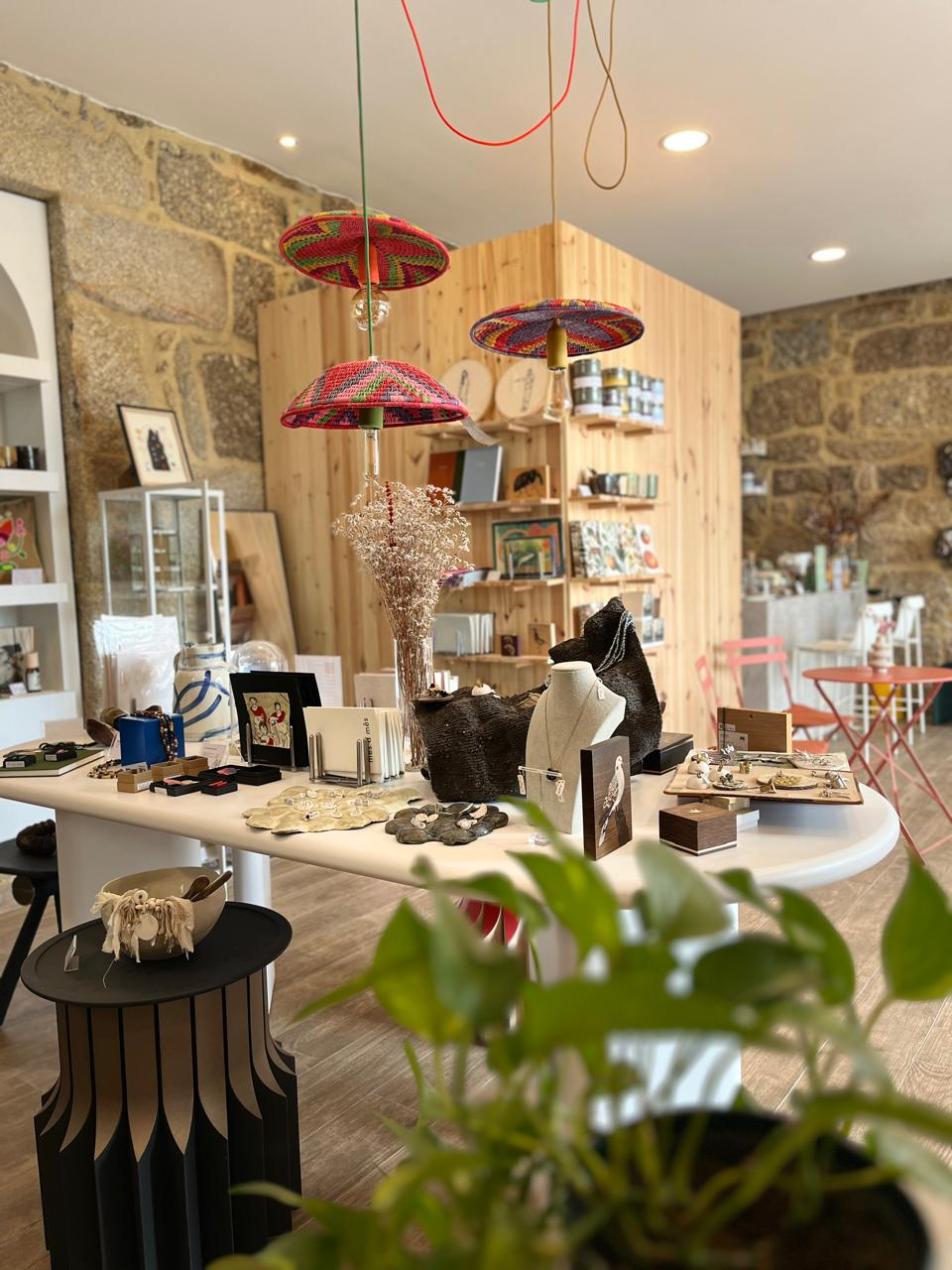 Trespasse: Loja & Coffee Shop c/ Jardim Centro Histórico de Viseu
