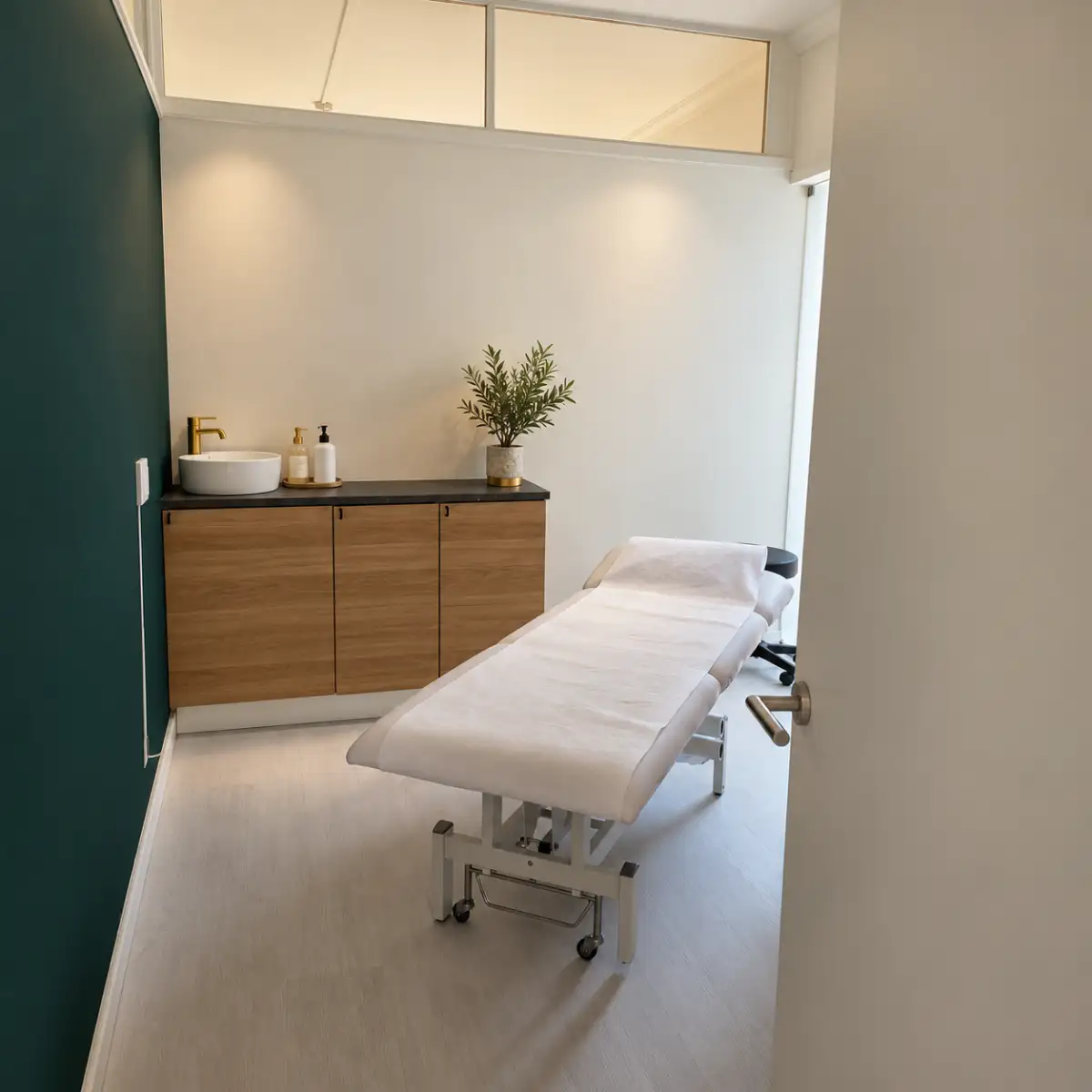 Centro Estética Avançada e Formação DGERT9 — imagem 1 de 1