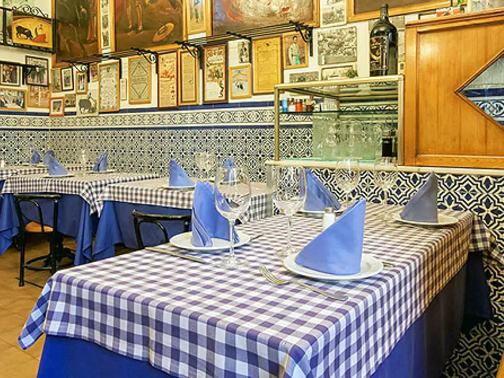 Restaurante de bairro em Vila Nova de Gaia com 60 lugares