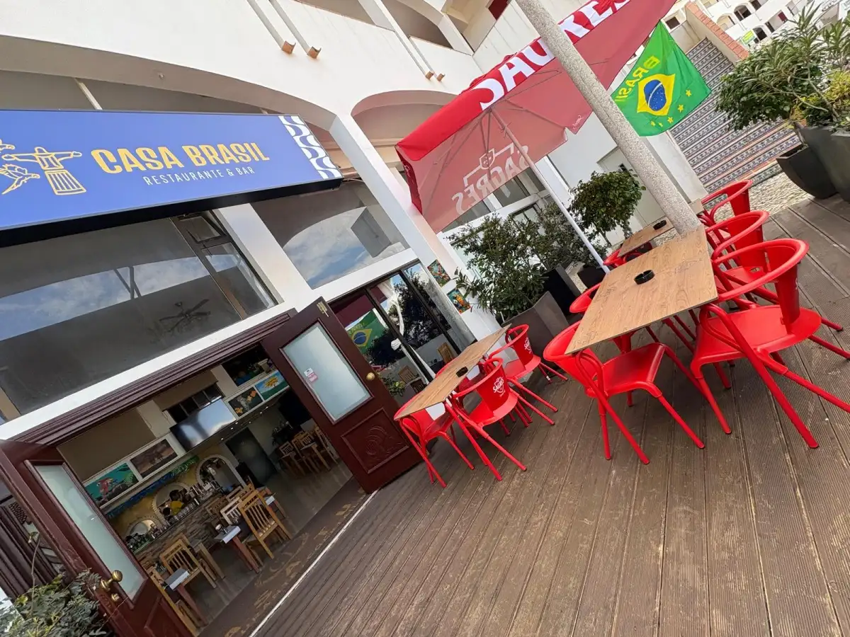 Restaurante Equipado c/ Esplanada + Piso Superior – Algarve